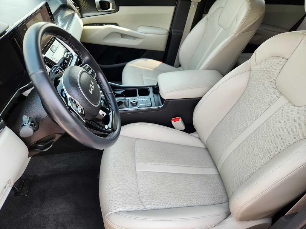 used 2023 Kia Sorento car, priced at $24,772
