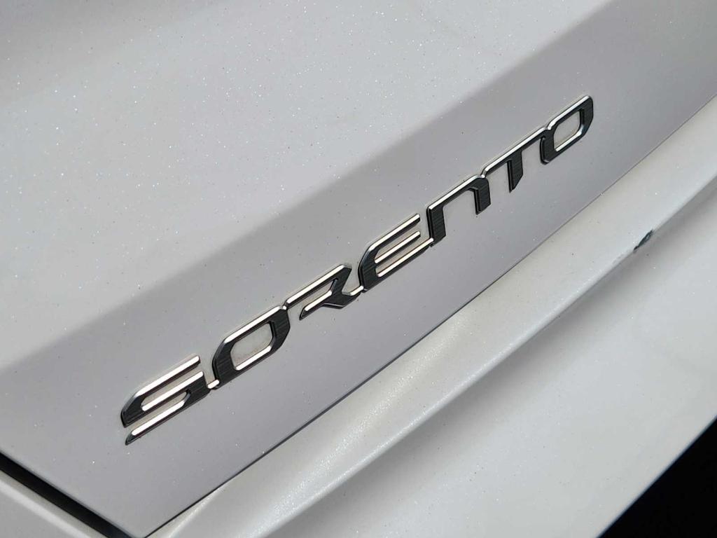 used 2023 Kia Sorento car, priced at $24,772