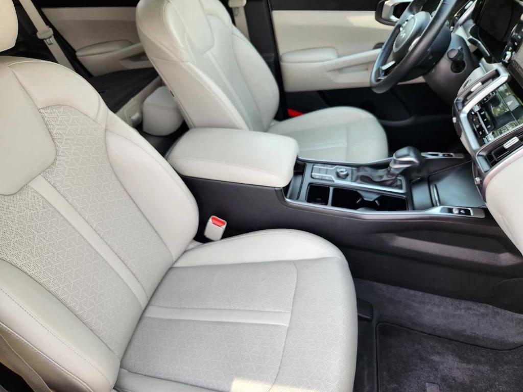 used 2023 Kia Sorento car, priced at $24,772