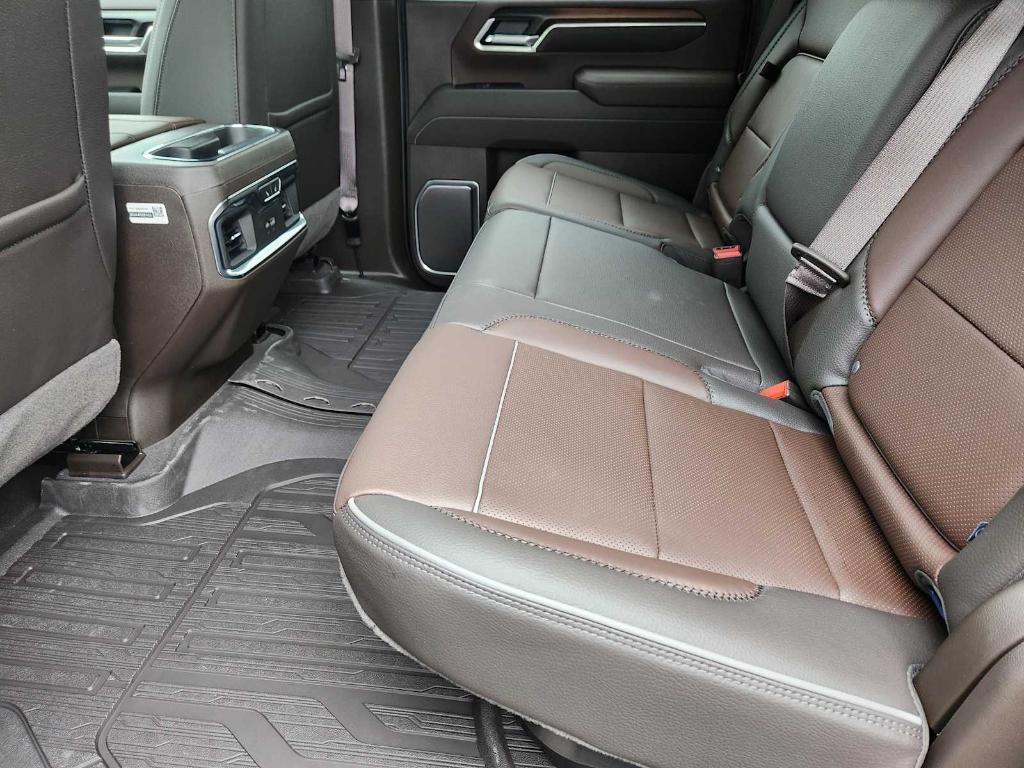 new 2026 GMC Sierra 2500 car, priced at $91,849