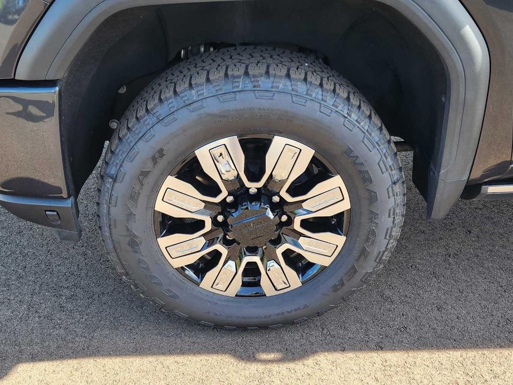 used 2022 GMC Sierra 2500 car, priced at $63,449