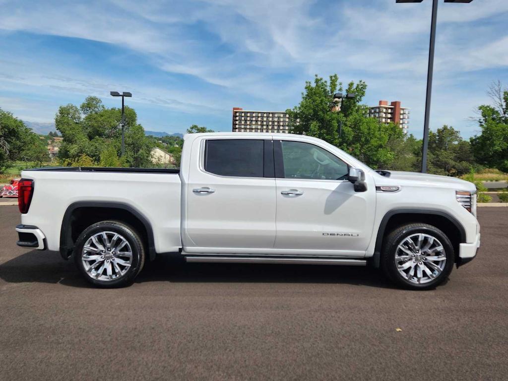 new 2025 GMC Sierra 1500 car, priced at $78,675