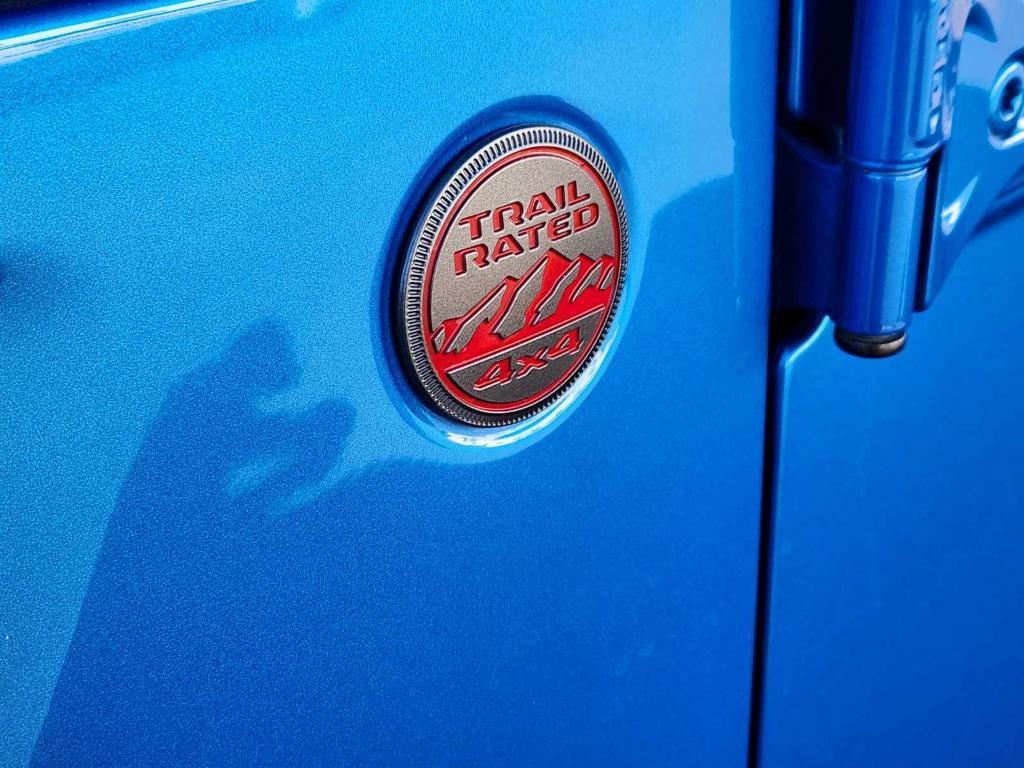 used 2023 Jeep Gladiator car, priced at $39,876