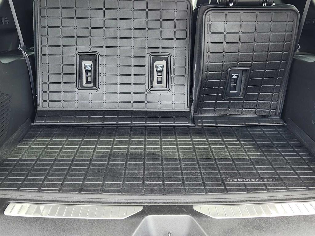 used 2023 Chevrolet Suburban car, priced at $62,771