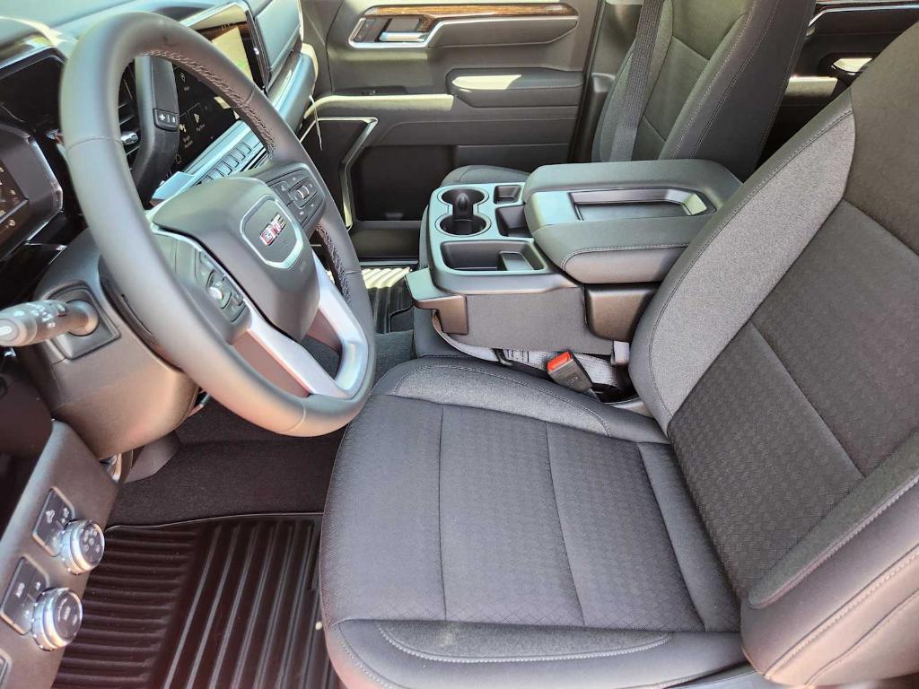 new 2025 GMC Sierra 1500 car, priced at $57,590