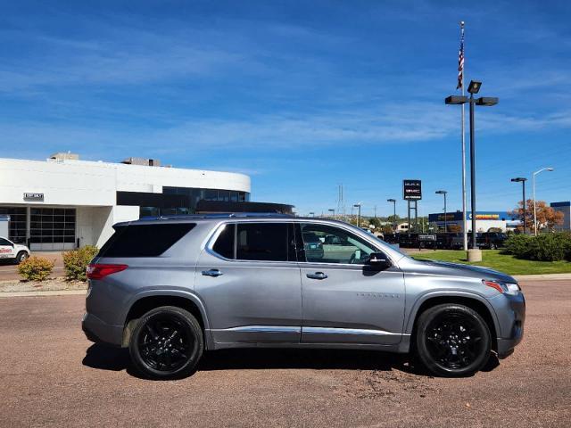 used 2020 Chevrolet Traverse car, priced at $25,877