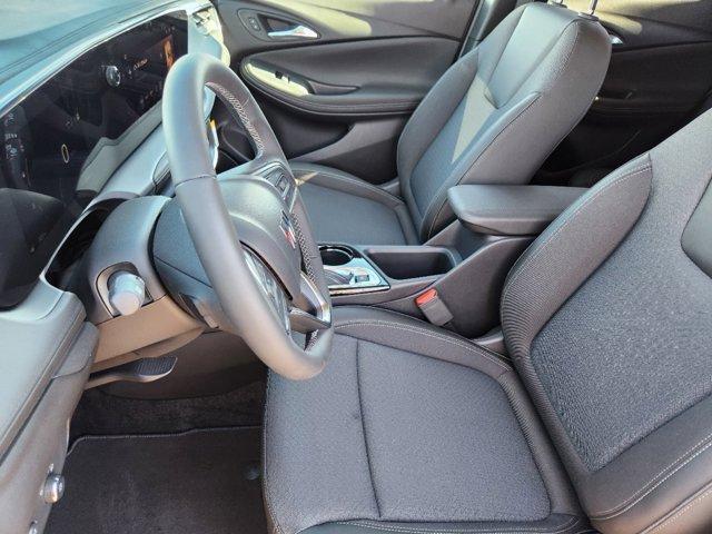 new 2025 Buick Encore GX car, priced at $31,225