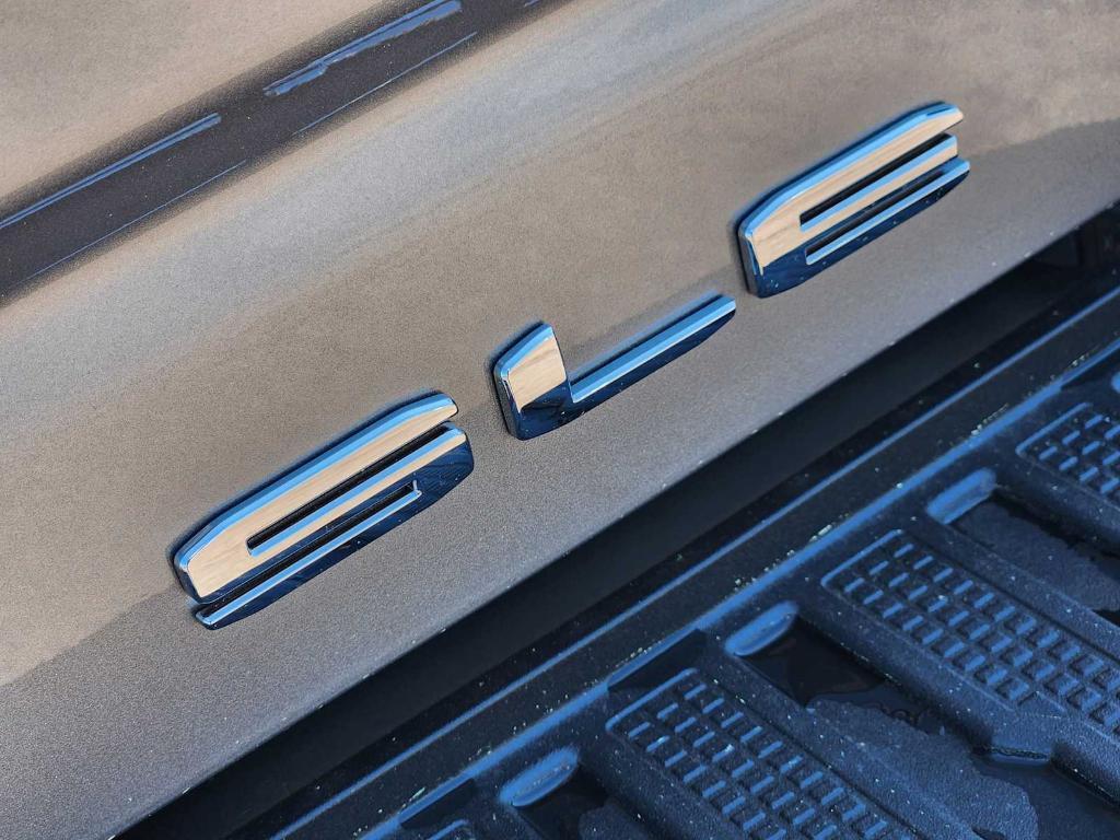new 2025 GMC Sierra 3500 car, priced at $75,000