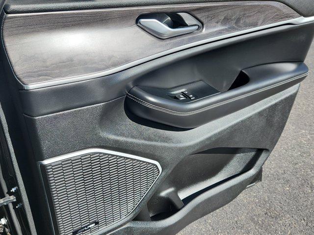 used 2024 Jeep Grand Cherokee L car, priced at $29,595