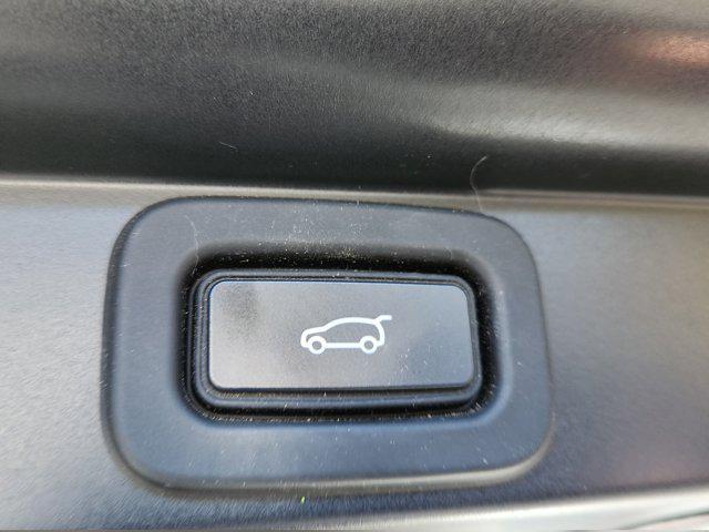 used 2022 Land Rover Range Rover car, priced at $98,598