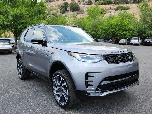 new 2025 Land Rover Discovery car, priced at $78,618