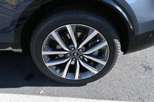 new 2025 Land Rover Discovery car, priced at $76,378
