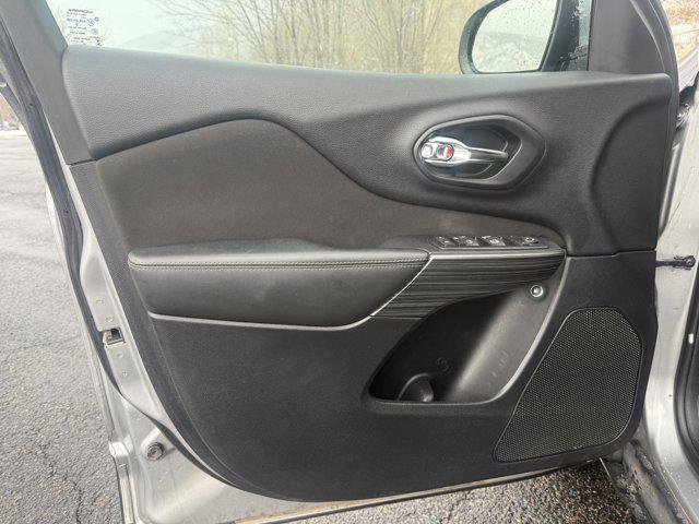 used 2017 Jeep Cherokee car, priced at $12,497