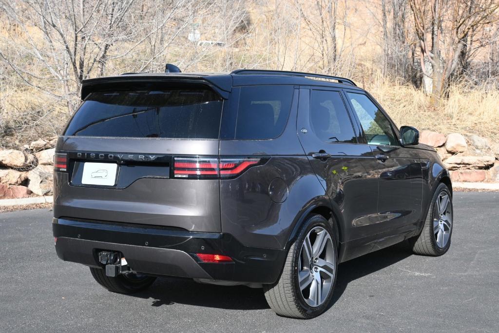 new 2024 Land Rover Discovery car, priced at $82,610