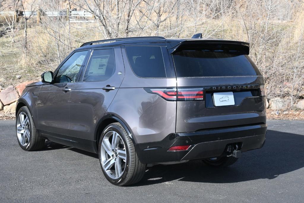 new 2024 Land Rover Discovery car, priced at $82,610