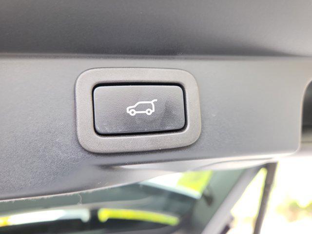 used 2022 Land Rover Range Rover Sport car, priced at $31,996