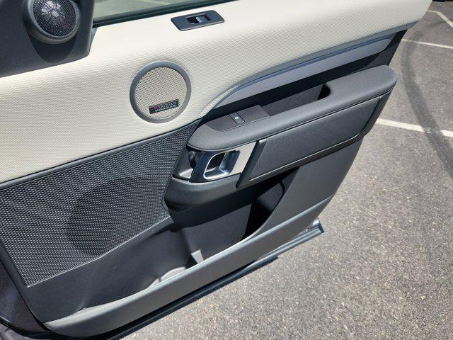 new 2025 Land Rover Discovery car, priced at $78,688