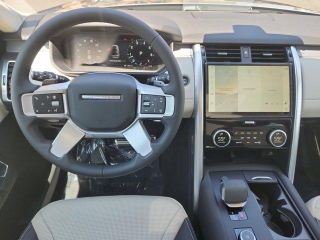 new 2025 Land Rover Discovery car, priced at $78,688