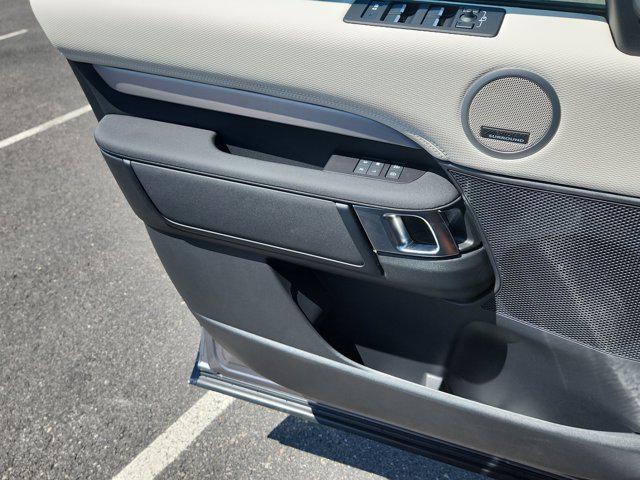new 2025 Land Rover Discovery car, priced at $78,688