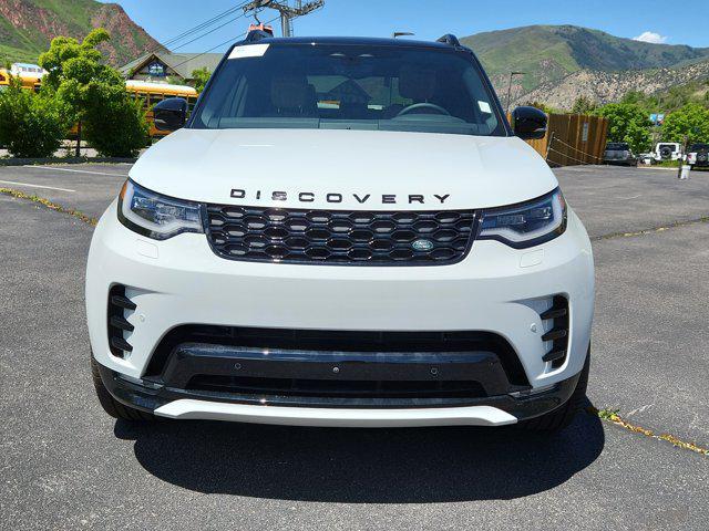 new 2025 Land Rover Discovery car, priced at $80,525
