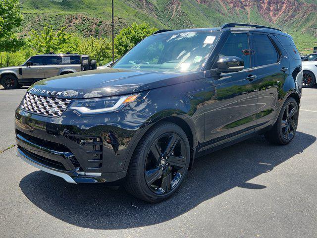 new 2025 Land Rover Discovery car, priced at $89,278