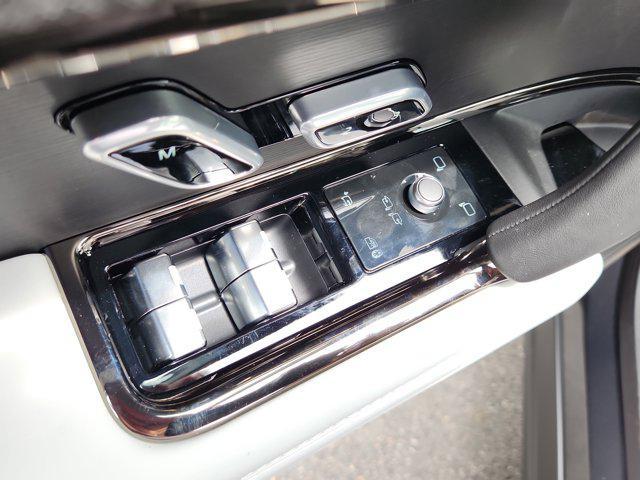 new 2025 Land Rover Range Rover Sport car, priced at $92,215