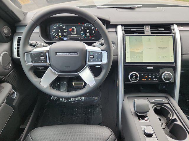 new 2025 Land Rover Discovery car, priced at $71,128