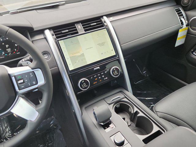 new 2025 Land Rover Discovery car, priced at $71,128