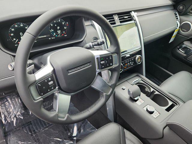 new 2025 Land Rover Discovery car, priced at $71,128