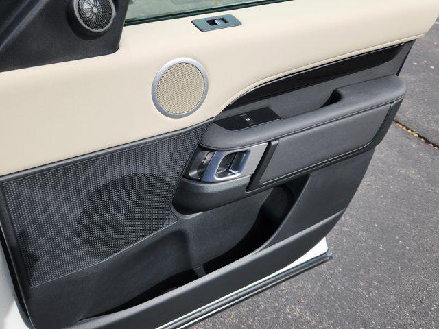 used 2019 Land Rover Discovery car, priced at $19,595