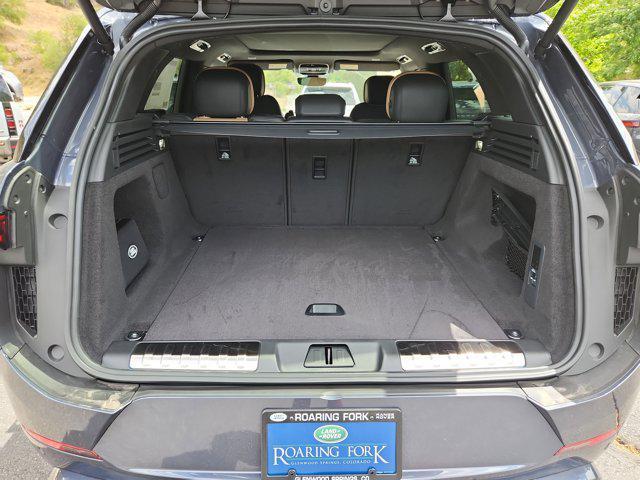 new 2025 Land Rover Range Rover Sport car, priced at $113,825