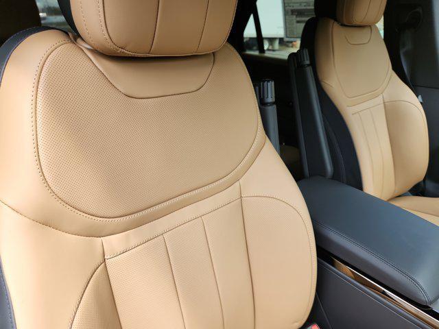 new 2025 Land Rover Range Rover Sport car, priced at $113,825