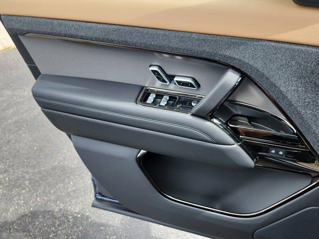 new 2025 Land Rover Range Rover Sport car, priced at $113,825