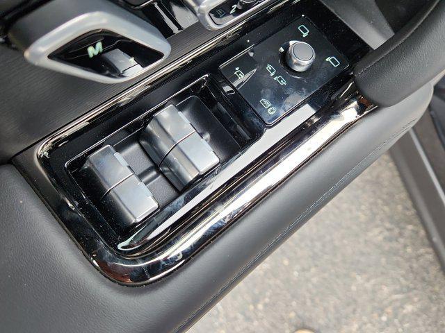 new 2025 Land Rover Range Rover Sport car, priced at $105,390