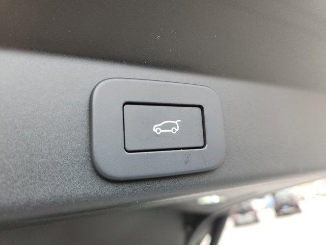 new 2025 Land Rover Range Rover Sport car, priced at $105,390