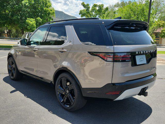new 2025 Land Rover Discovery car, priced at $89,128