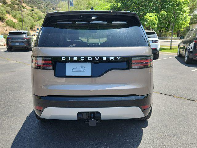 new 2025 Land Rover Discovery car, priced at $89,128