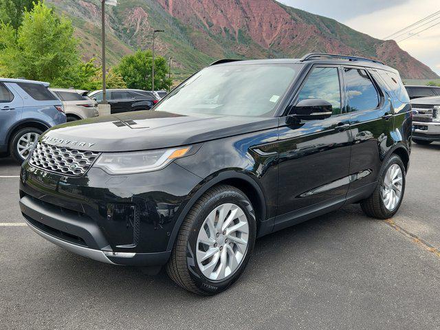 new 2025 Land Rover Discovery car, priced at $65,618