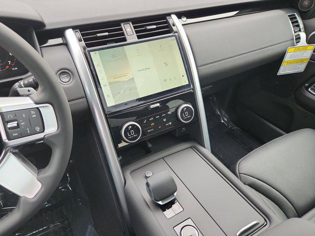 new 2025 Land Rover Discovery car, priced at $65,618