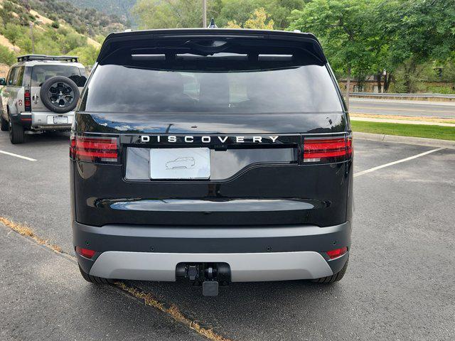 new 2025 Land Rover Discovery car, priced at $65,618