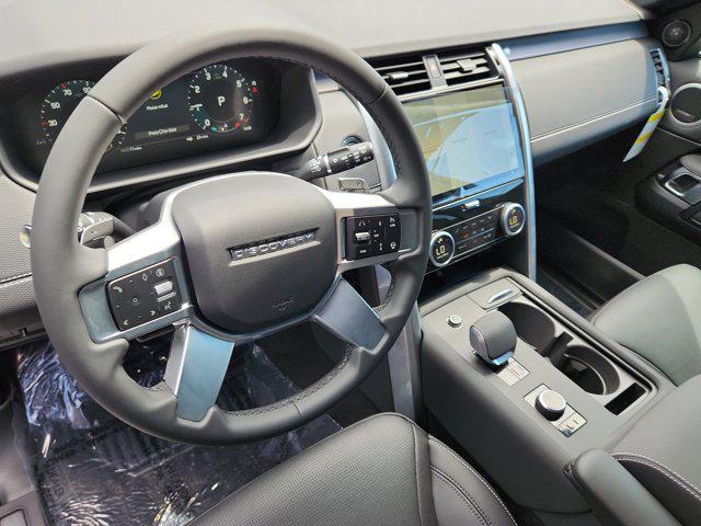 new 2025 Land Rover Discovery car, priced at $77,728