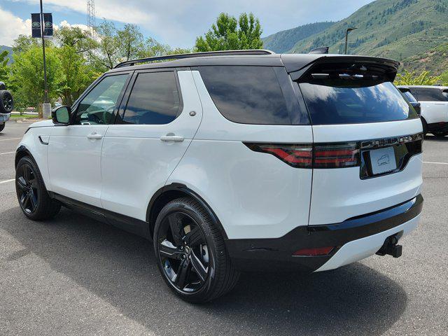 new 2025 Land Rover Discovery car, priced at $77,728