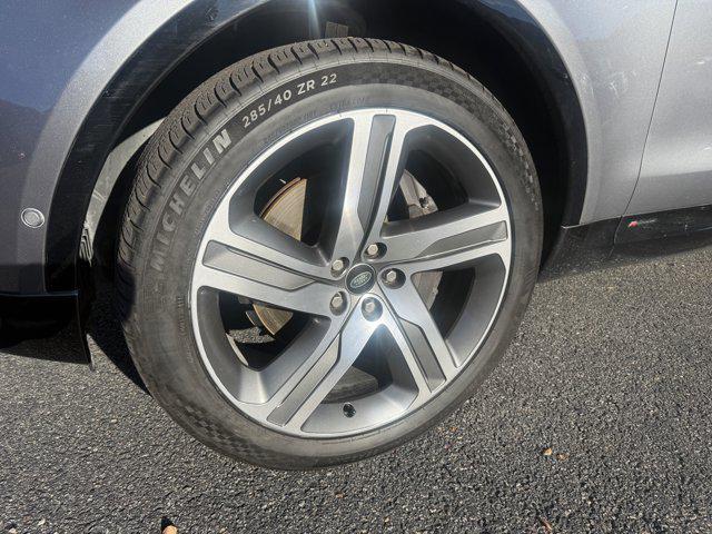 used 2022 Land Rover Discovery car, priced at $33,595