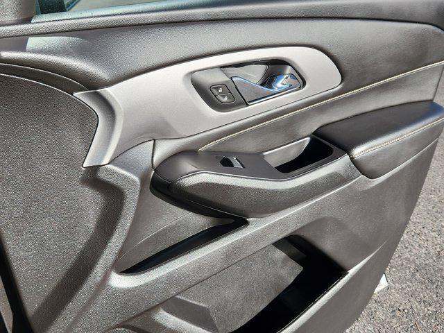 used 2020 Chevrolet Traverse car, priced at $18,596