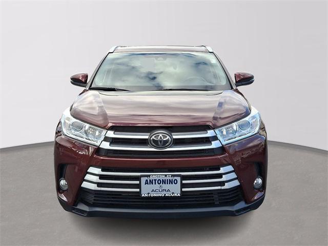 used 2018 Toyota Highlander car, priced at $26,632