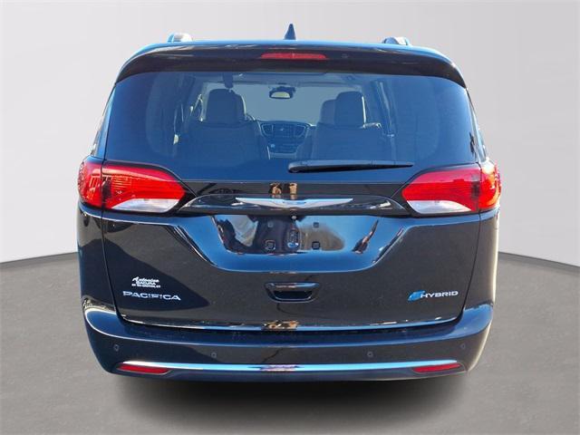 used 2018 Chrysler Pacifica Hybrid car, priced at $23,325