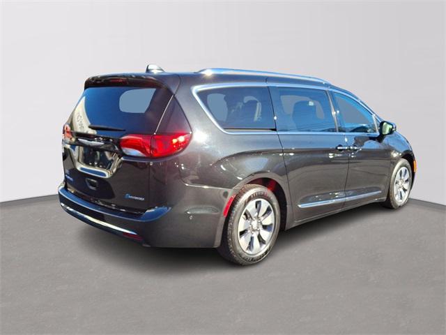 used 2018 Chrysler Pacifica Hybrid car, priced at $23,325