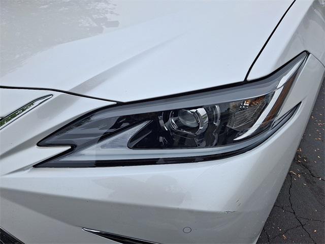 used 2023 Lexus ES 350 car, priced at $35,834
