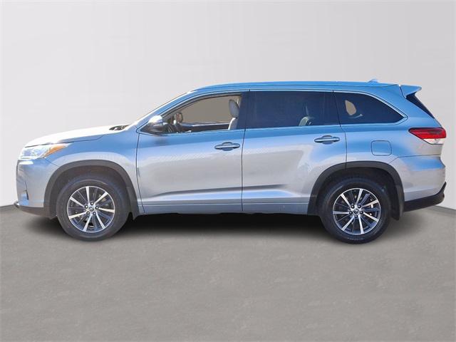 used 2018 Toyota Highlander car, priced at $23,836