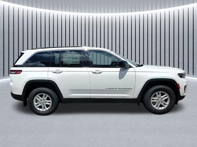 new 2025 Jeep Grand Cherokee car, priced at $32,455